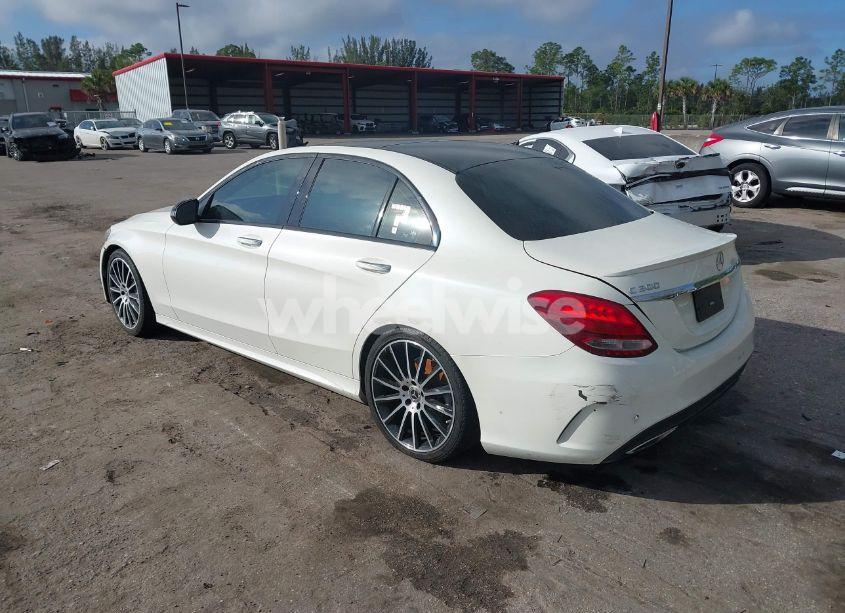 Photo 3 of 2018 Mercedes-benz C 300 (VIN 55SWF4JB8JU235988)