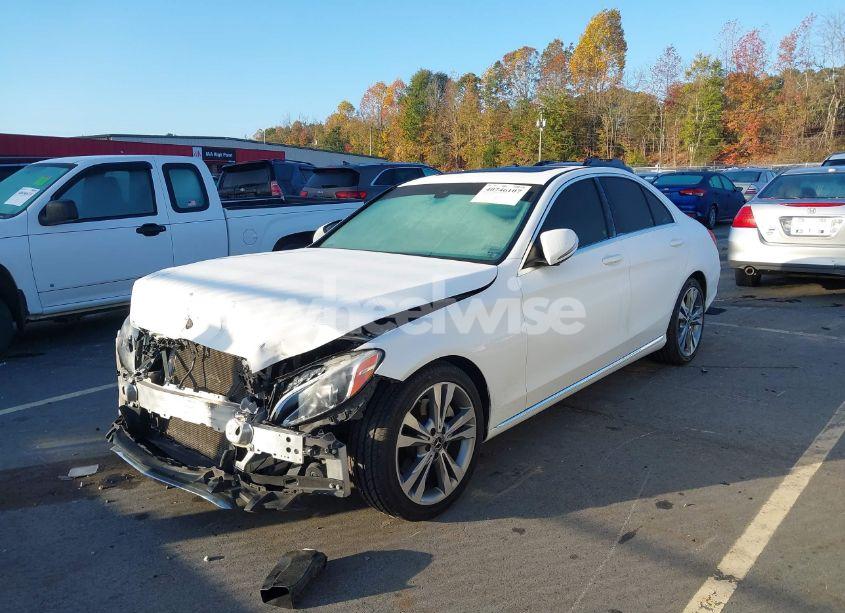 Photo 2 of 2018 Mercedes-benz C 300 (VIN 55SWF4JB8JU250569)