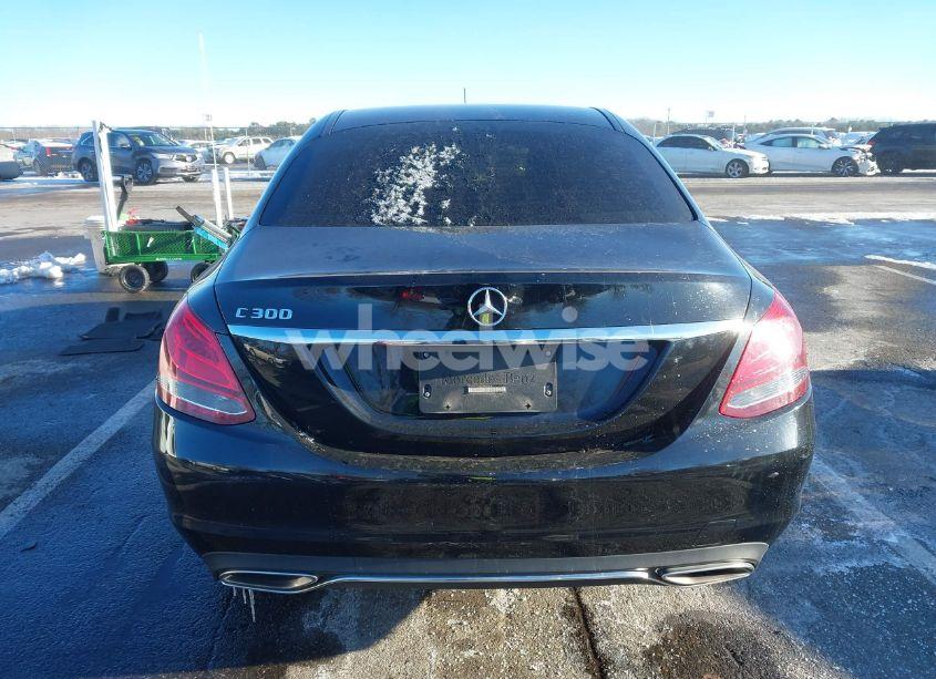 Photo 16 of 2018 Mercedes-benz C 300 (VIN 55SWF4JB8JU251768)