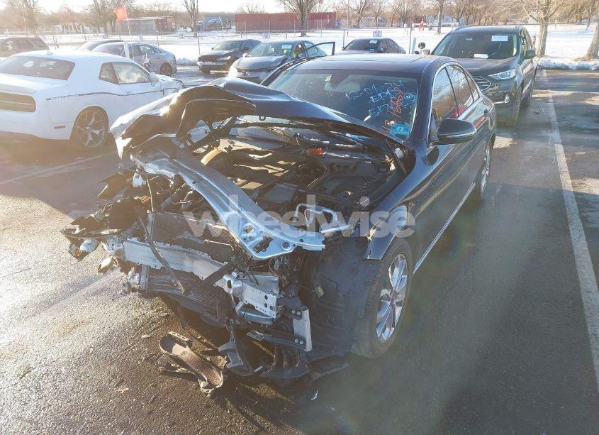 Photo 2 of 2018 Mercedes-benz C 300 (VIN 55SWF4JB8JU251768)