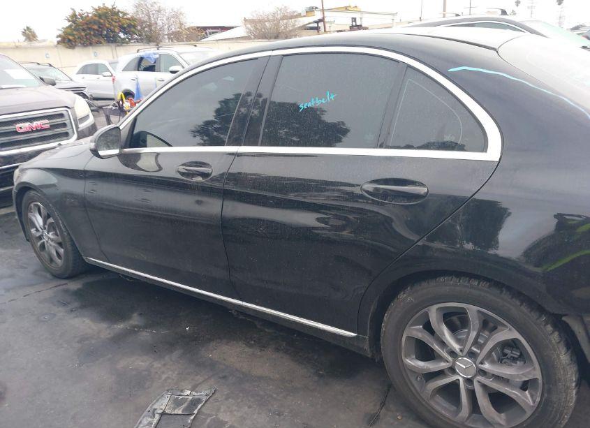 Photo 15 of 2018 Mercedes-benz C 300 (VIN 55SWF4JB8JU255304)