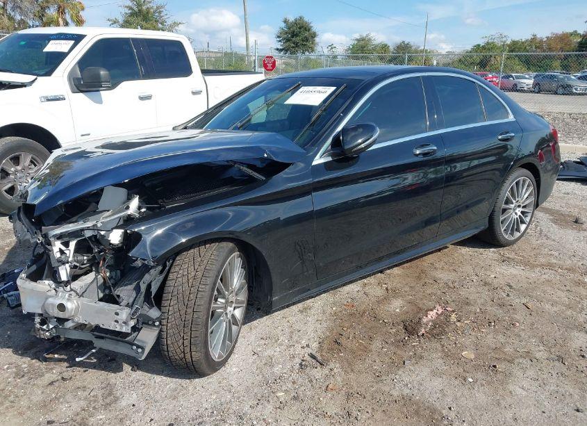 Photo 2 of 2018 Mercedes-benz C 300 (VIN 55SWF4JB8JU276153)