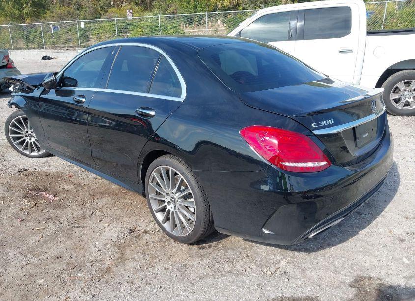 Photo 3 of 2018 Mercedes-benz C 300 (VIN 55SWF4JB8JU276153)