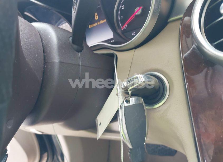 Photo 11 of 2015 Mercedes-benz C 300 (VIN 55SWF4JB9FU063610)