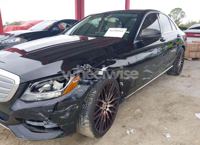 Photo 6 of 2015 Mercedes-benz C 300 (VIN 55SWF4JB9FU063610)