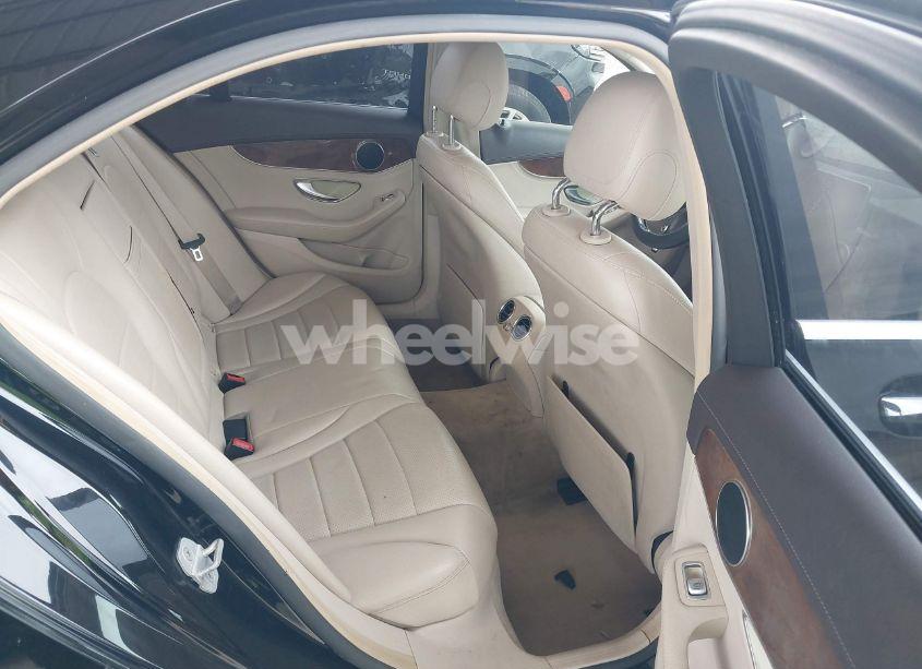 Photo 8 of 2015 Mercedes-benz C 300 (VIN 55SWF4JB9FU063610)