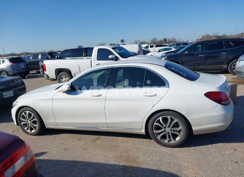 Photo 14 of 2015 Mercedes-benz C 300 LUXURY/SPORT (VIN 55SWF4JB9FU084182)