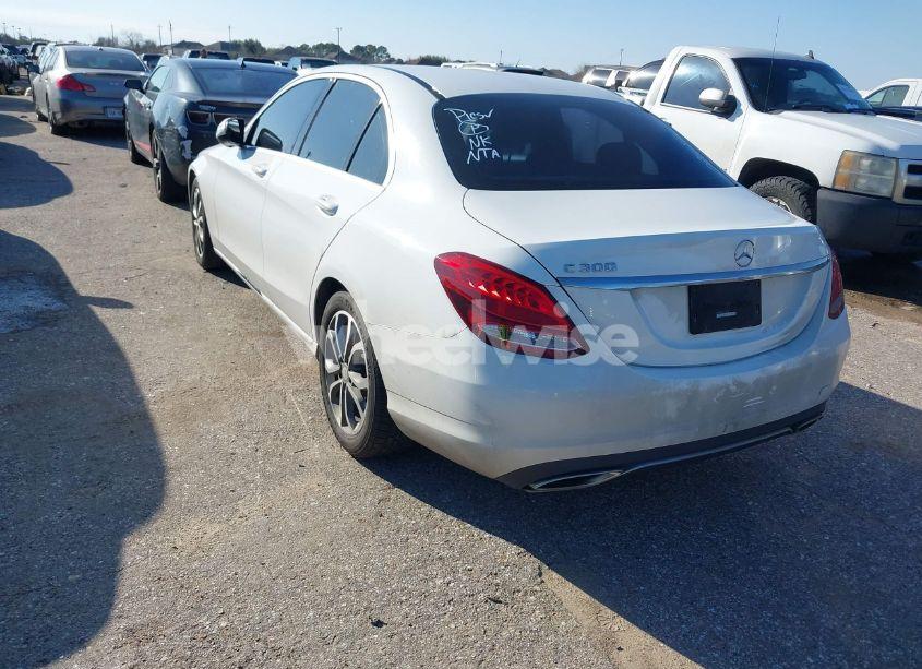 Photo 3 of 2015 Mercedes-benz C 300 LUXURY/SPORT (VIN 55SWF4JB9FU084182)