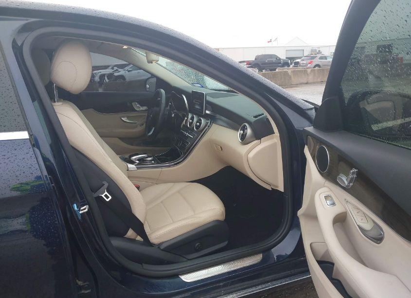 Photo 5 of 2015 Mercedes-benz C 300 LUXURY/SPORT (VIN 55SWF4JB9FU084778)