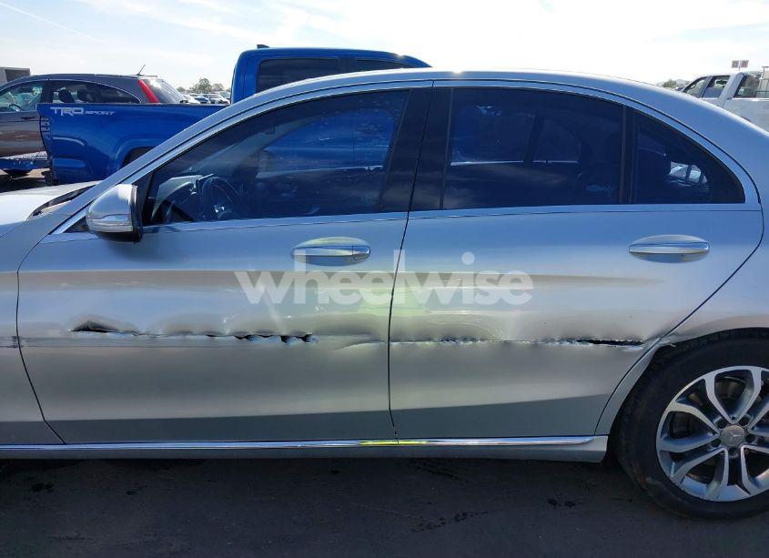 Photo 14 of 2015 Mercedes-benz C 300 LUXURY/SPORT (VIN 55SWF4JB9FU093559)