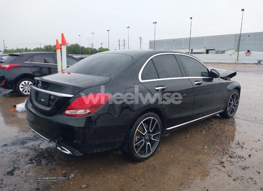 Photo 4 of 2016 Mercedes-benz C 300 LUXURY/SPORT (VIN 55SWF4JB9GU108417)