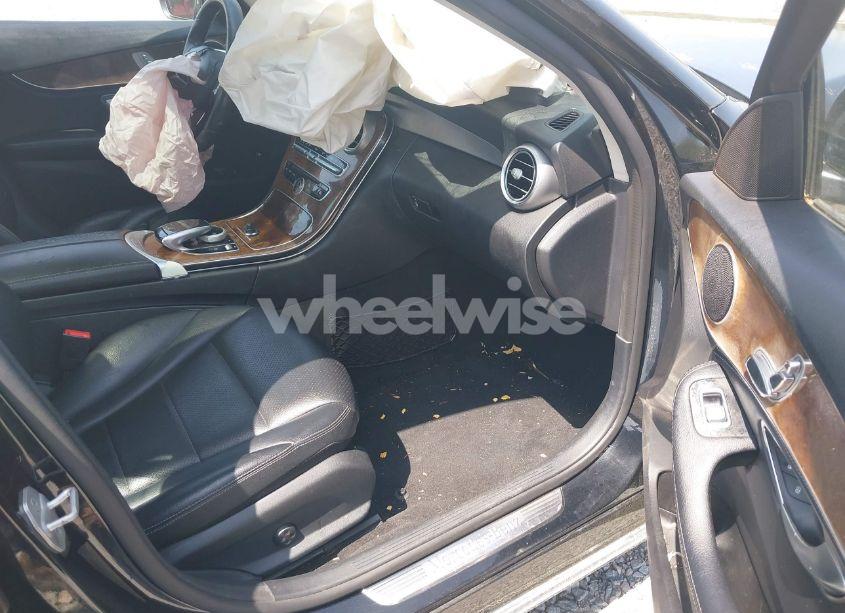 Photo 5 of 2016 Mercedes-benz C 300 LUXURY/SPORT (VIN 55SWF4JB9GU141661)