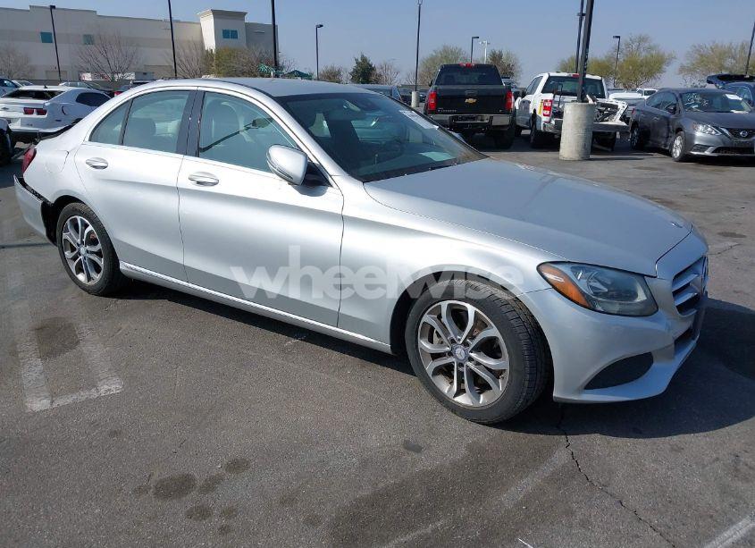 2017 Mercedes-benz C 300 LUXURY/SPORT (VIN 55SWF4JB9HU198136) main photo