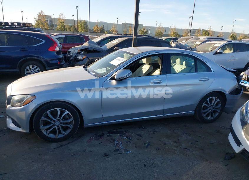 Photo 15 of 2017 Mercedes-benz C 300 LUXURY/SPORT (VIN 55SWF4JB9HU198136)