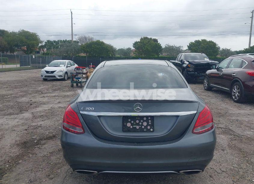 Photo 15 of 2017 Mercedes-benz C 300 LUXURY/SPORT (VIN 55SWF4JB9HU205974)