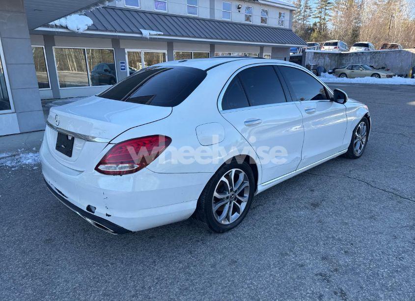 Photo 4 of 2017 Mercedes-benz C 300 (VIN 55SWF4JB9HU215940)