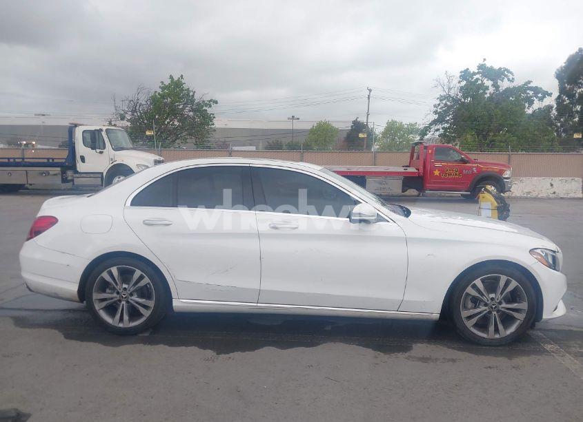 Photo 13 of 2018 Mercedes-benz C 300 (VIN 55SWF4JB9JU235630)