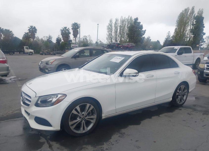 Photo 2 of 2018 Mercedes-benz C 300 (VIN 55SWF4JB9JU235630)