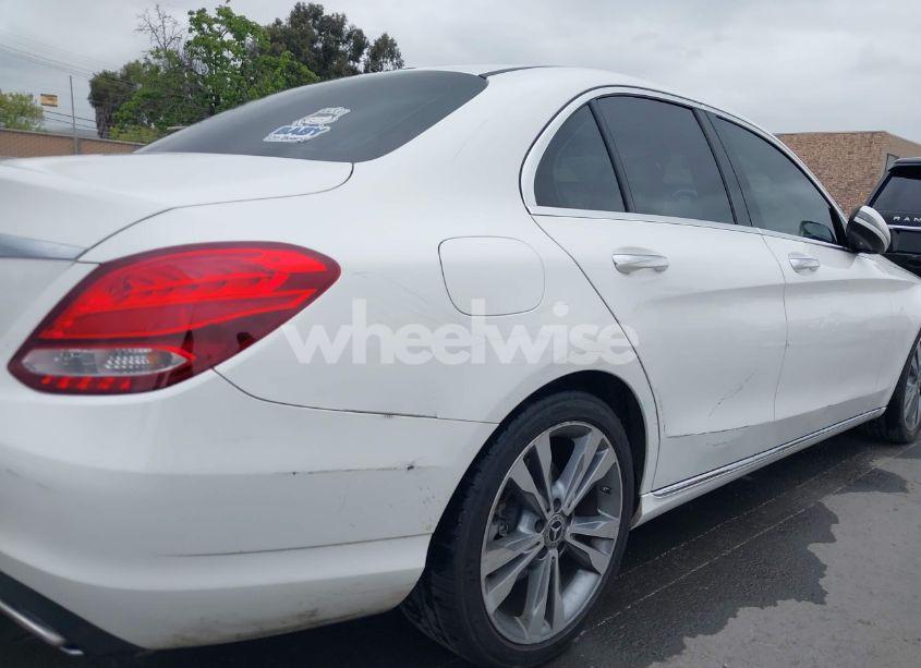 Photo 6 of 2018 Mercedes-benz C 300 (VIN 55SWF4JB9JU235630)