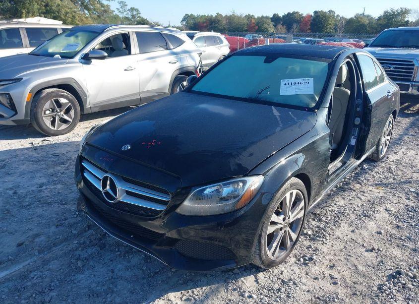 Photo 2 of 2018 Mercedes-benz C 300 (VIN 55SWF4JB9JU278235)