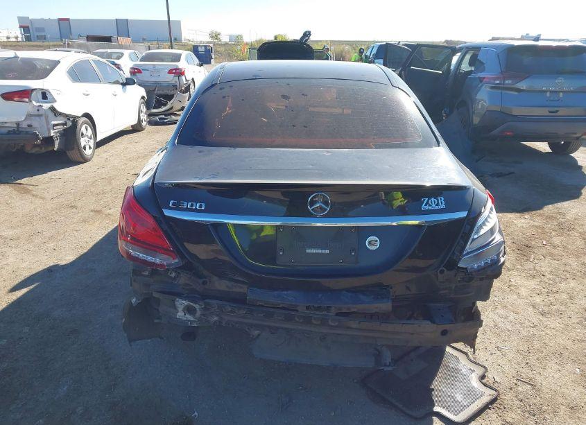 Photo 16 of 2015 Mercedes-benz C 300 LUXURY/SPORT (VIN 55SWF4JBXFU043382)
