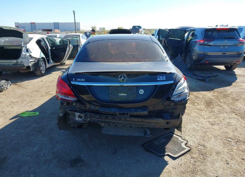 Photo 6 of 2015 Mercedes-benz C 300 LUXURY/SPORT (VIN 55SWF4JBXFU043382)