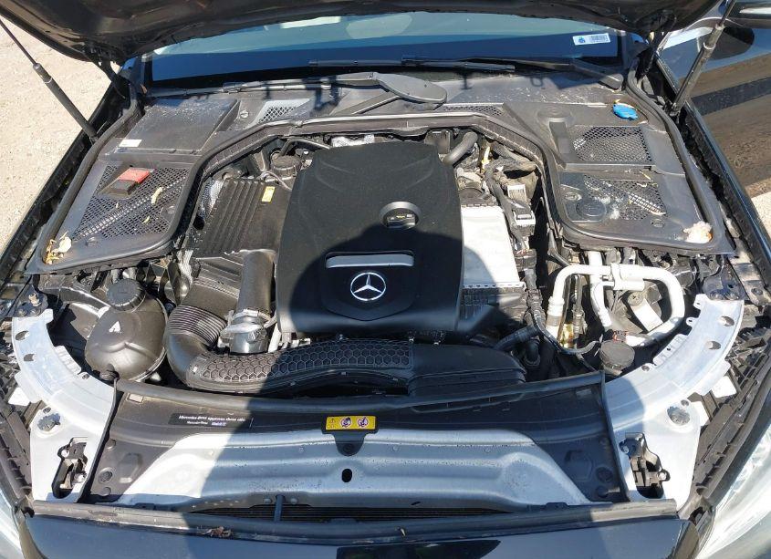 Photo 10 of 2015 Mercedes-benz C 300 LUXURY/SPORT (VIN 55SWF4JBXFU083364)