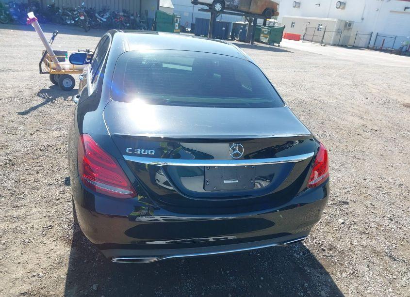 Photo 16 of 2015 Mercedes-benz C 300 LUXURY/SPORT (VIN 55SWF4JBXFU083364)