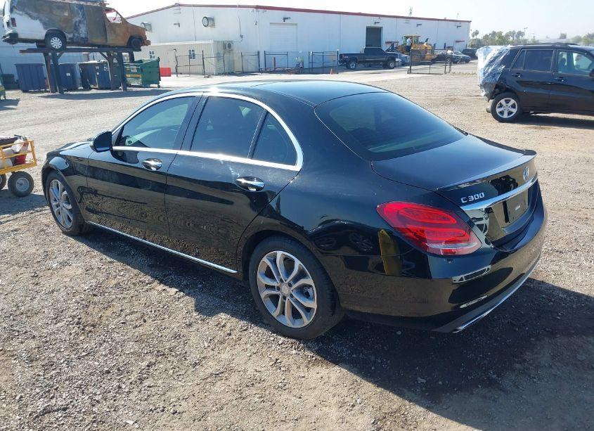 Photo 3 of 2015 Mercedes-benz C 300 LUXURY/SPORT (VIN 55SWF4JBXFU083364)
