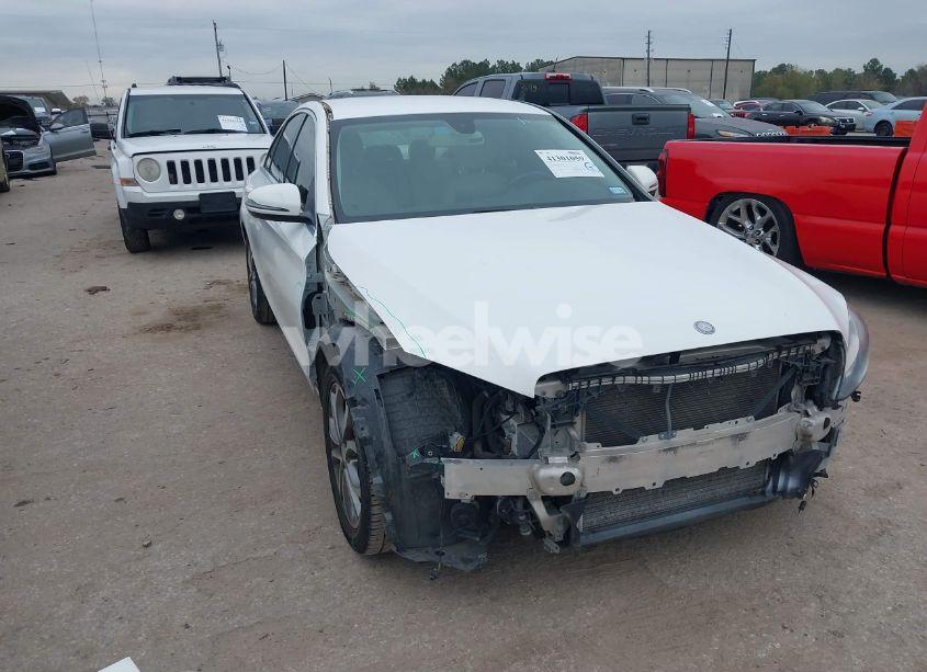 2016 Mercedes-benz C 300 LUXURY/SPORT (VIN 55SWF4JBXGU101492) main photo