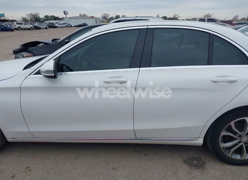 Photo 14 of 2016 Mercedes-benz C 300 LUXURY/SPORT (VIN 55SWF4JBXGU101492)