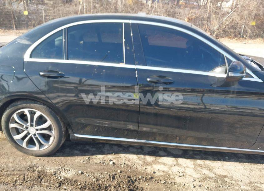 Photo 13 of 2016 Mercedes-benz C 300 (VIN 55SWF4JBXGU118910)