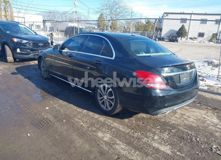 Photo 3 of 2016 Mercedes-benz C 300 (VIN 55SWF4JBXGU118910)