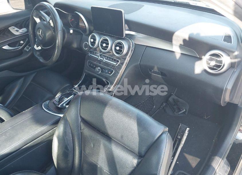 Photo 5 of 2016 Mercedes-benz C 300 (VIN 55SWF4JBXGU118910)