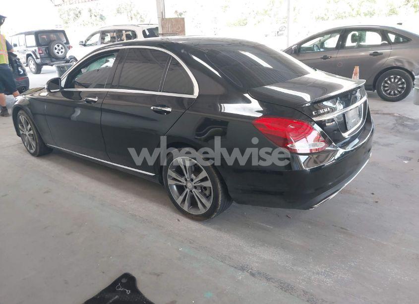 Photo 3 of 2016 Mercedes-benz C 300 LUXURY/SPORT (VIN 55SWF4JBXGU174572)
