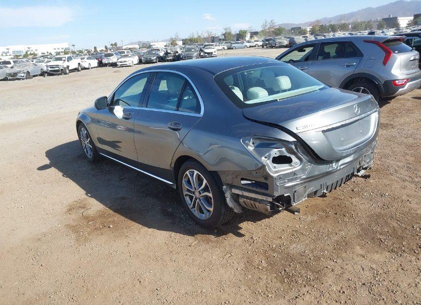 Photo 3 of 2017 Mercedes-benz C 300 LUXURY/SPORT (VIN 55SWF4JBXHU204350)
