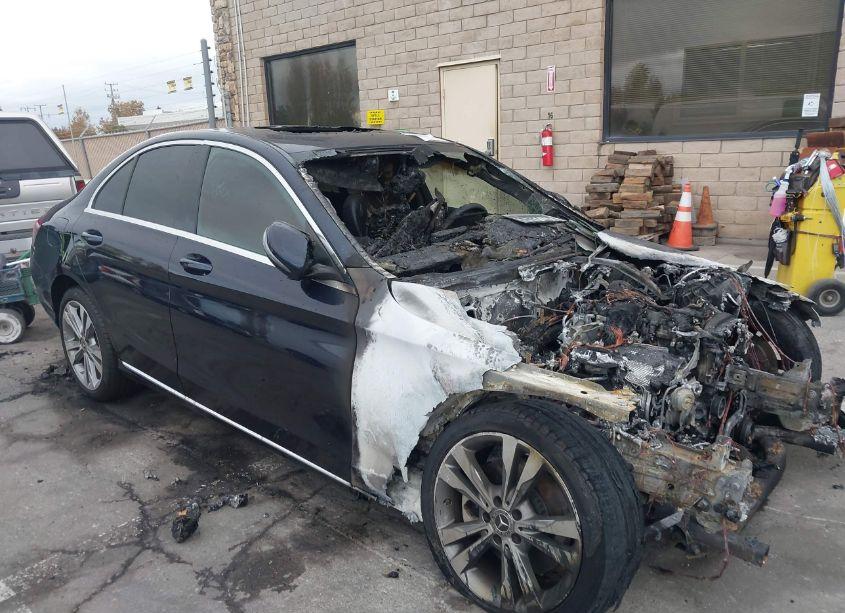 Photo 12 of 2018 Mercedes-benz C 300 (VIN 55SWF4JBXJU257507)