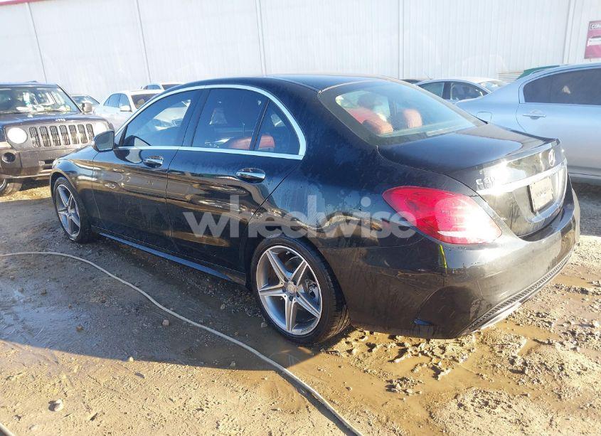 Photo 3 of 2015 Mercedes-benz C 300 4MATIC/LUXURY 4MATIC/SPORT 4MATIC (VIN 55SWF4KB0FU018408)