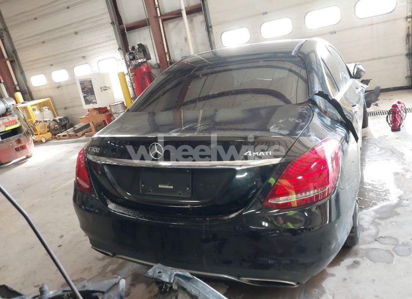 Photo 15 of 2015 Mercedes-benz C 300 4MATIC/LUXURY 4MATIC/SPORT 4MATIC (VIN 55SWF4KB0FU023057)