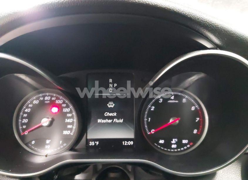 Photo 7 of 2015 Mercedes-benz C 300 4MATIC/LUXURY 4MATIC/SPORT 4MATIC (VIN 55SWF4KB0FU023057)