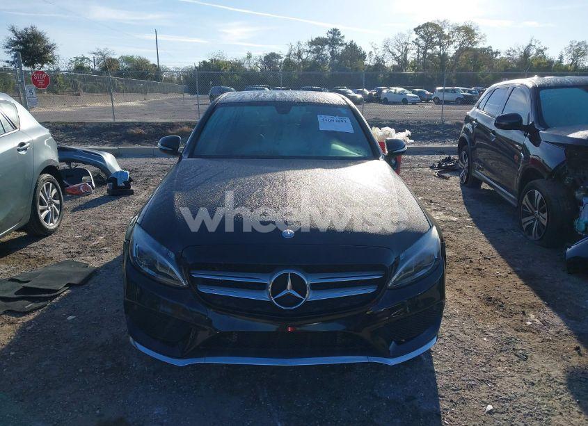 Photo 13 of 2015 Mercedes-benz C 300 4MATIC/LUXURY 4MATIC/SPORT 4MATIC (VIN 55SWF4KB0FU025682)