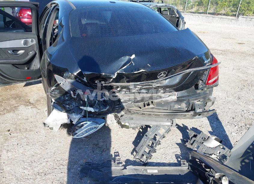 Photo 6 of 2015 Mercedes-benz C 300 4MATIC/LUXURY 4MATIC/SPORT 4MATIC (VIN 55SWF4KB0FU025682)