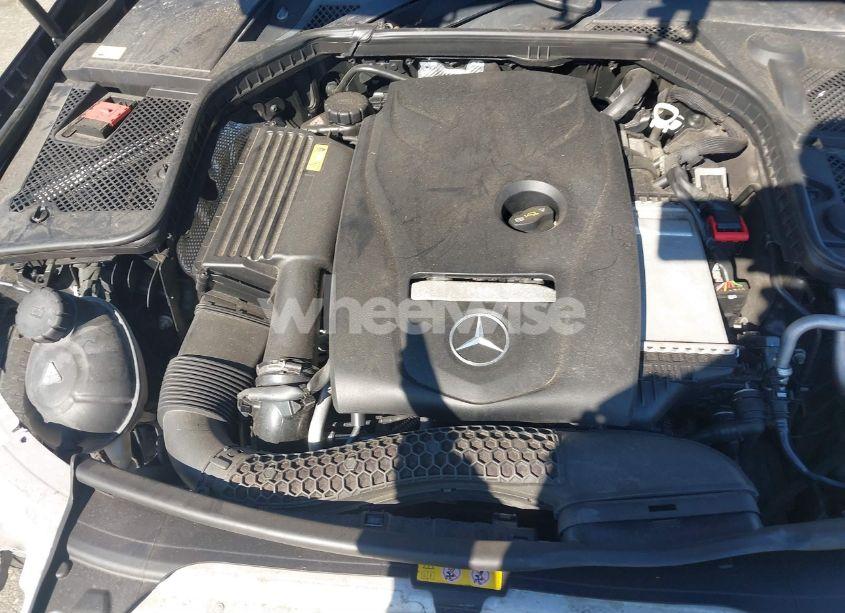 Photo 10 of 2015 Mercedes-benz C 300 (VIN 55SWF4KB0FU027111)