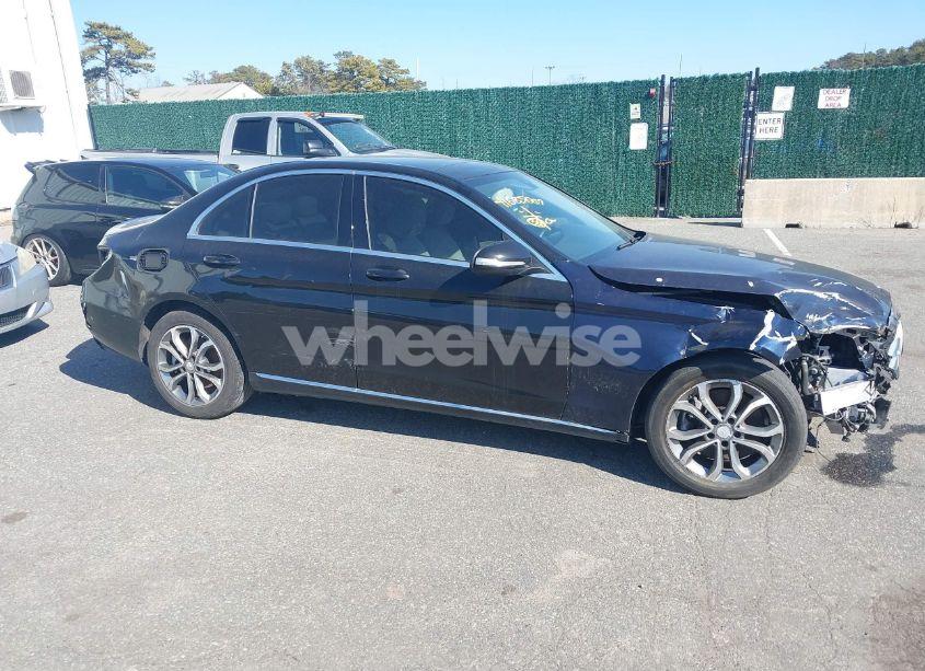 Photo 13 of 2015 Mercedes-benz C 300 (VIN 55SWF4KB0FU027111)