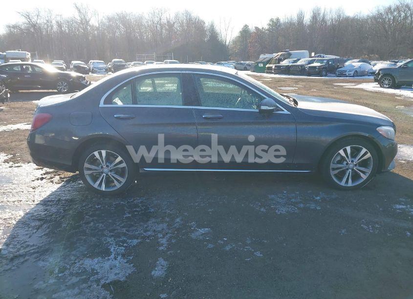 Photo 13 of 2015 Mercedes-benz C 300 4MATIC/LUXURY 4MATIC/SPORT 4MATIC (VIN 55SWF4KB0FU039727)
