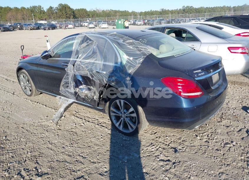 Photo 3 of 2015 Mercedes-benz C 300 4MATIC/LUXURY 4MATIC/SPORT 4MATIC (VIN 55SWF4KB0FU042658)