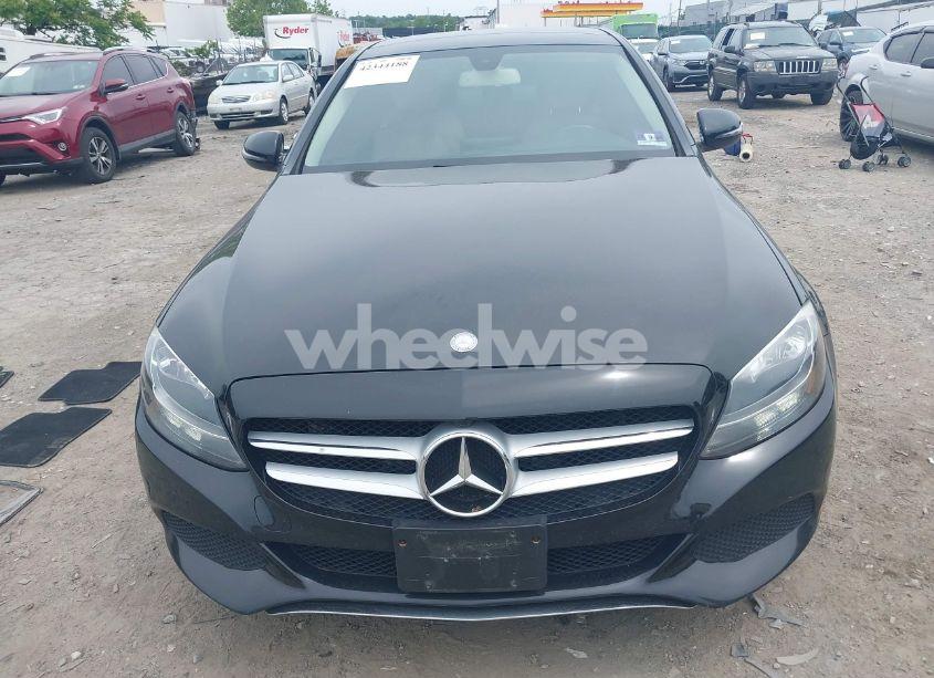 Photo 12 of 2016 Mercedes-benz C 300 4MATIC/LUXURY 4MATIC/SPORT 4MATIC (VIN 55SWF4KB0GU098553)