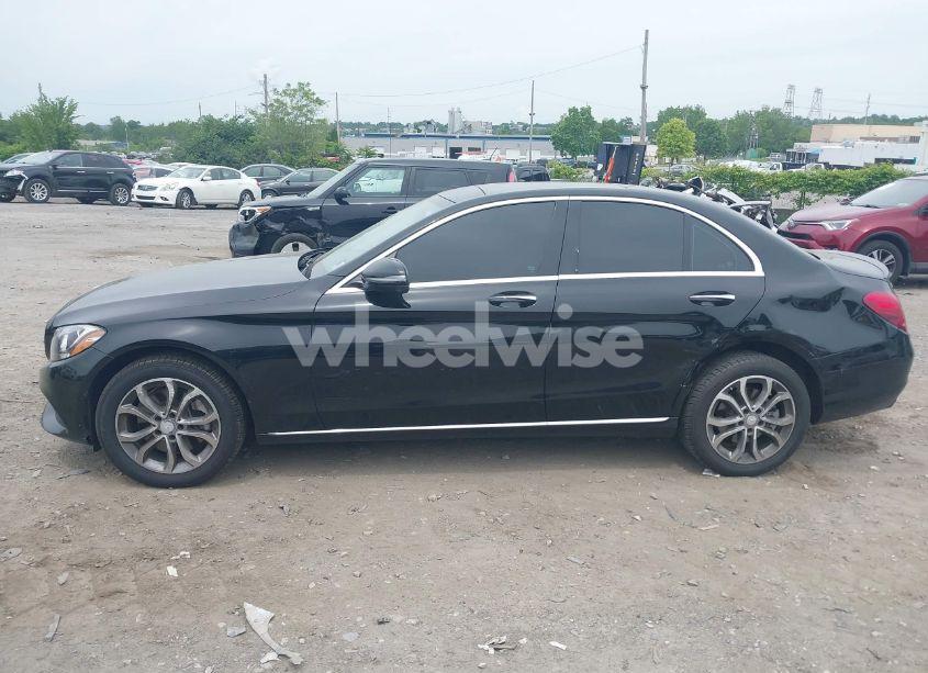 Photo 14 of 2016 Mercedes-benz C 300 4MATIC/LUXURY 4MATIC/SPORT 4MATIC (VIN 55SWF4KB0GU098553)