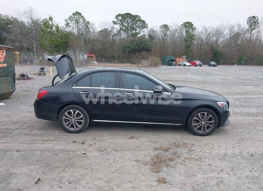 Photo 13 of 2016 Mercedes-benz C 300 4MATIC/LUXURY 4MATIC/SPORT 4MATIC (VIN 55SWF4KB0GU100690)