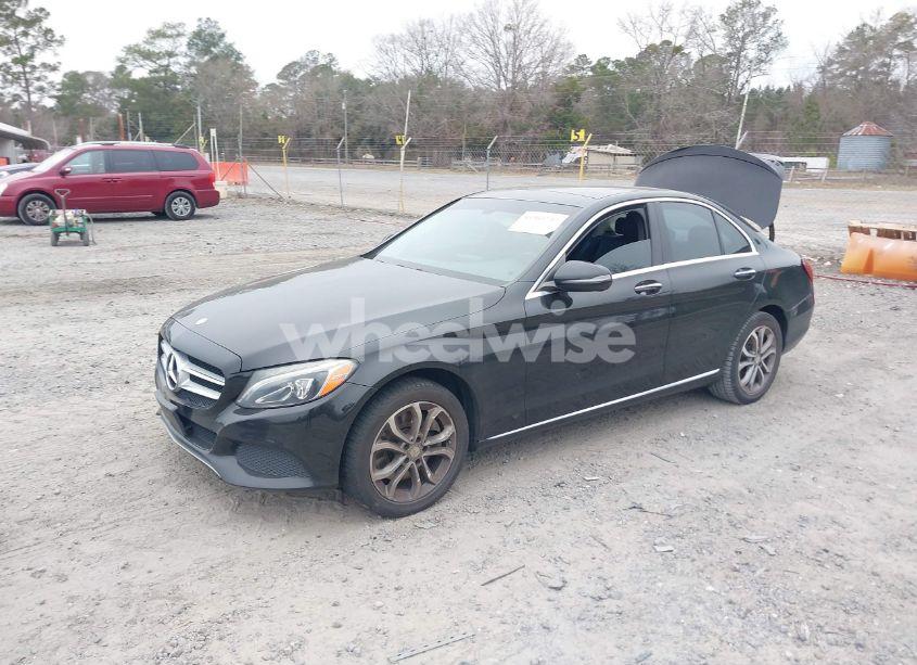 Photo 2 of 2016 Mercedes-benz C 300 4MATIC/LUXURY 4MATIC/SPORT 4MATIC (VIN 55SWF4KB0GU100690)